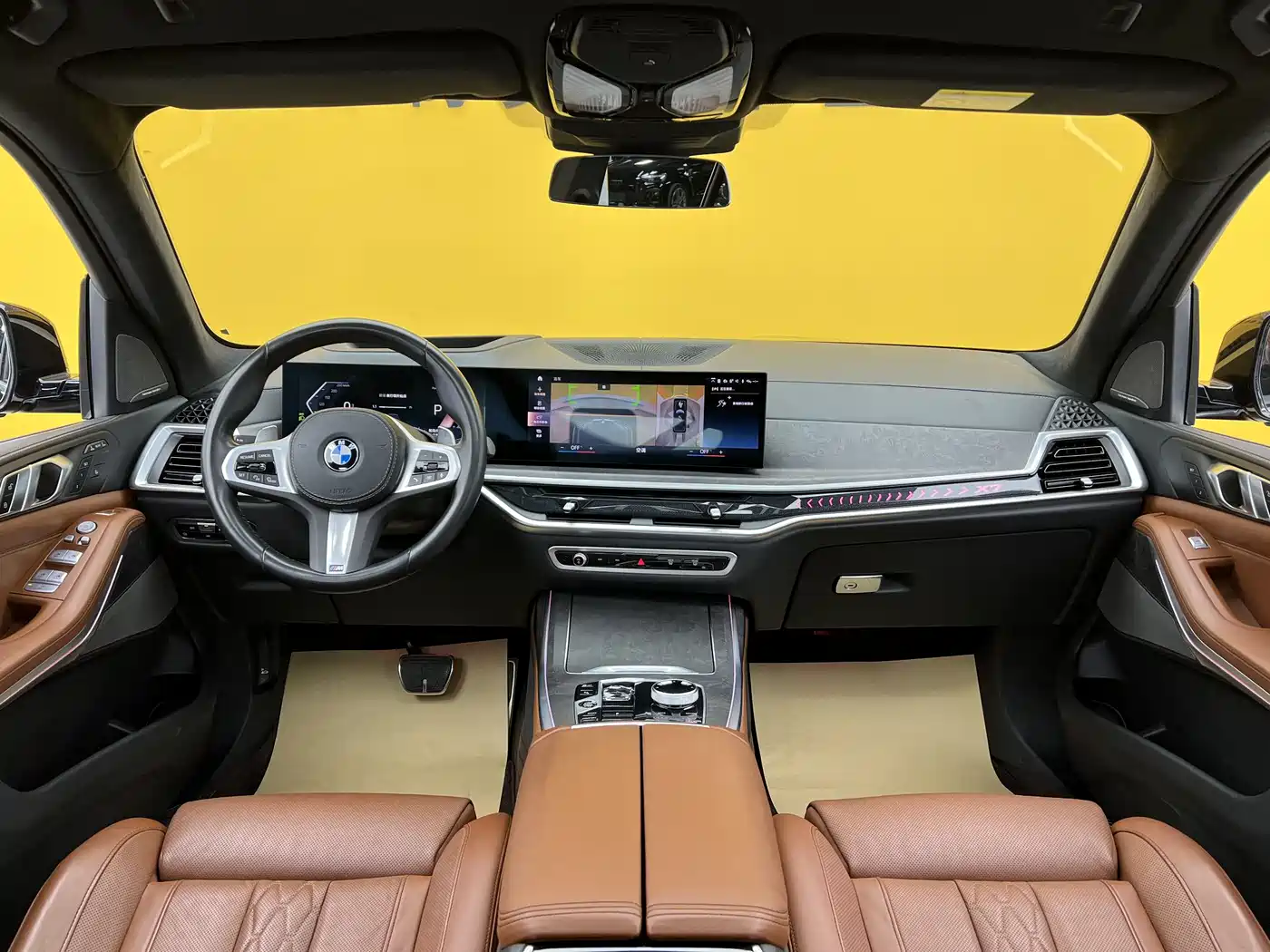 BMW X7 2023 xDrive40i Exclusive M Sport Package фото 20