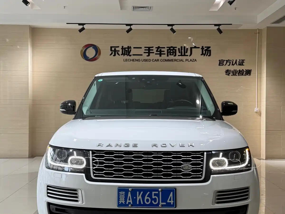 Land Rover Range Rover 2016 3.0 SC V6 Vogue LWB фото 2