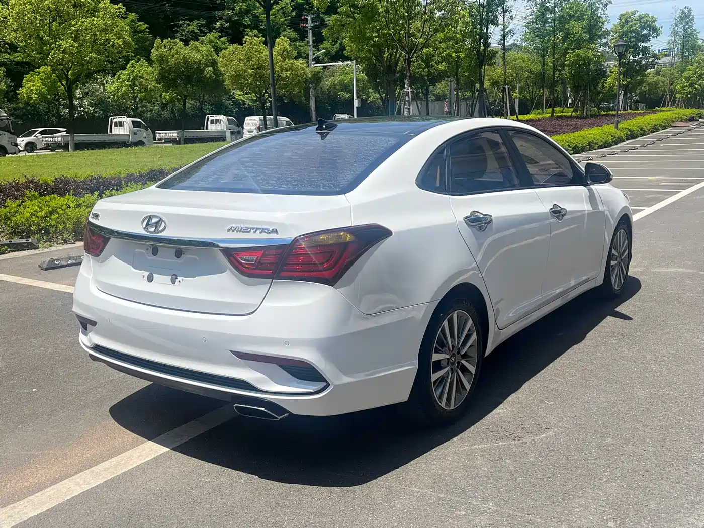 Hyundai Mistra 2017 1.8L Automatic Prestige DLX (China V) фото 4