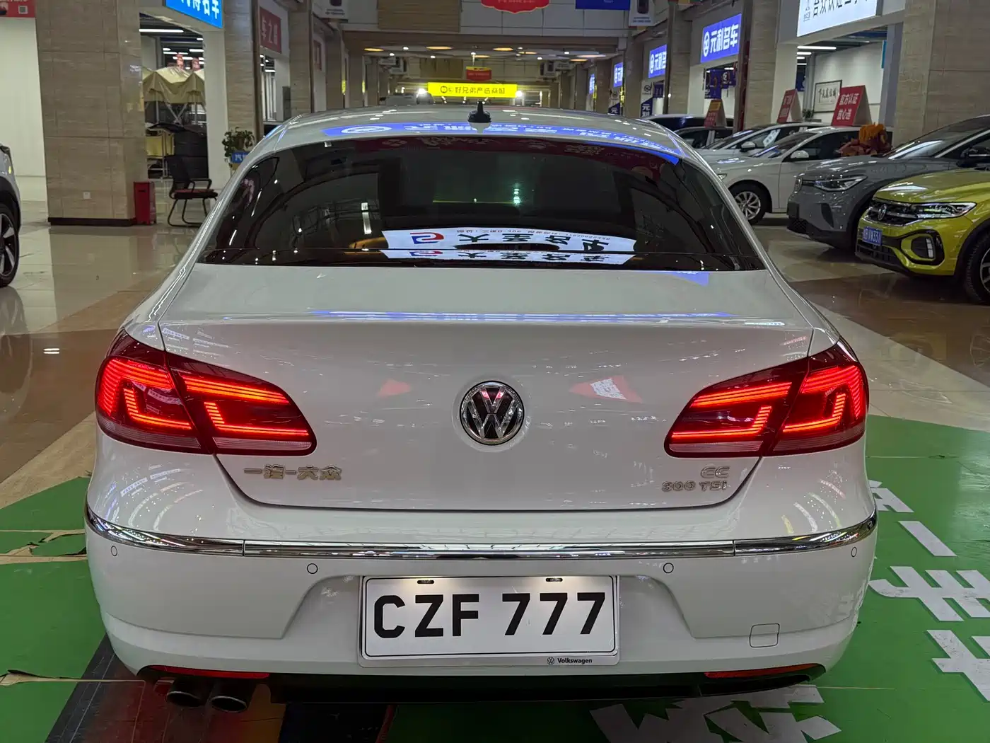 Volkswagen FAW-Volkswagen CC 2016 Model 1.8TSI Luxury фото 8