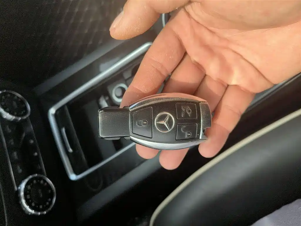 Mercedes-Benz GLK-Class 2013 Facelift GLK 300 4MATIC Luxury фото 17
