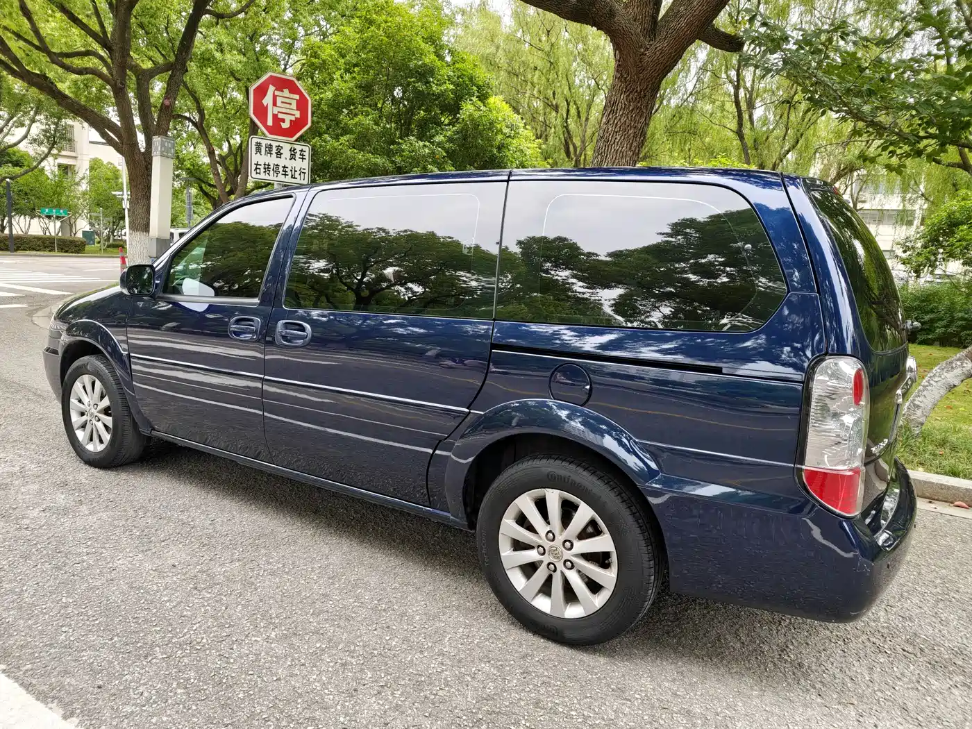 Buick GL8 2014 2.4L Comfort Edition фото 6