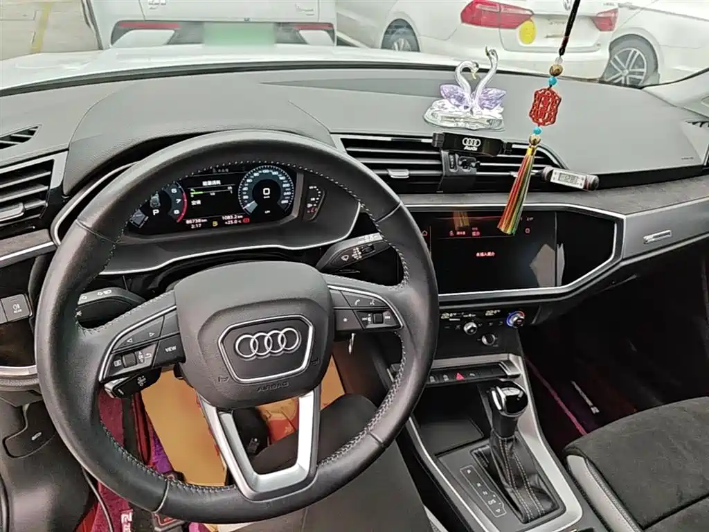 Audi Q3 2019 35 TFSI Progressive Sport фото 10