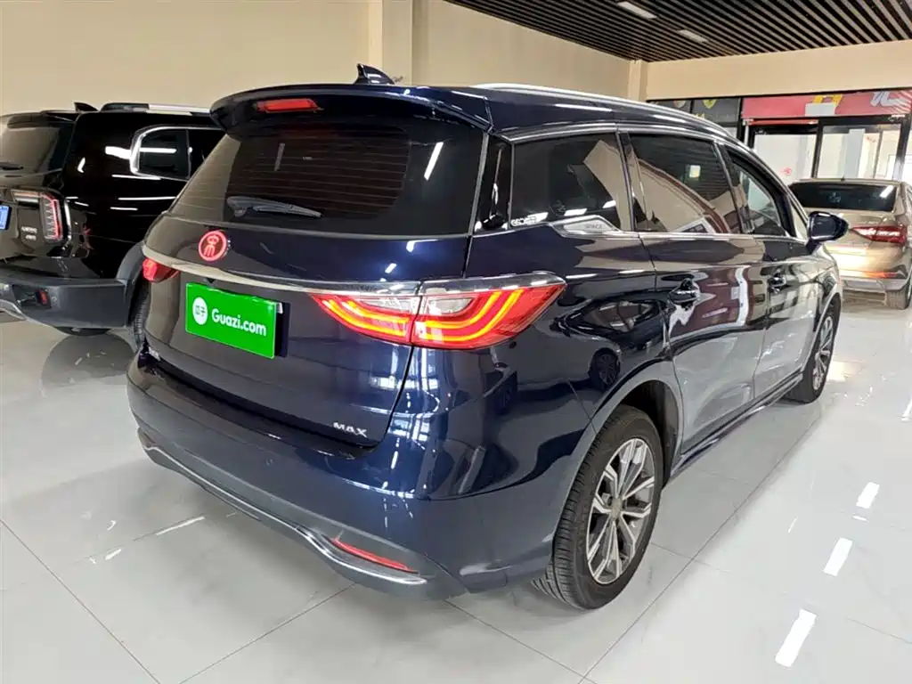 BYD Song MAX 2019 1.5T Auto Smart Connect Premium 6-seater China VI фото 7
