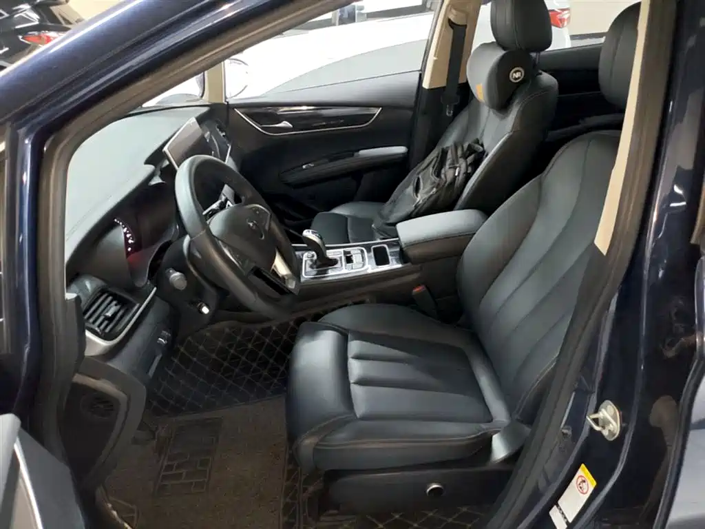 BYD Song MAX 2019 1.5T Auto Smart Connect Premium 6-seater China VI фото 15