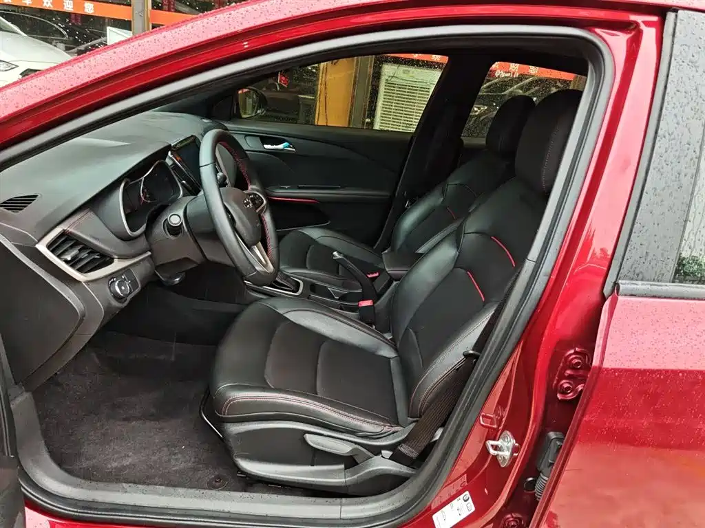 Chevrolet Monza 2020 Mild Hybrid RS 330T Automatic Smooth Edition фото 15