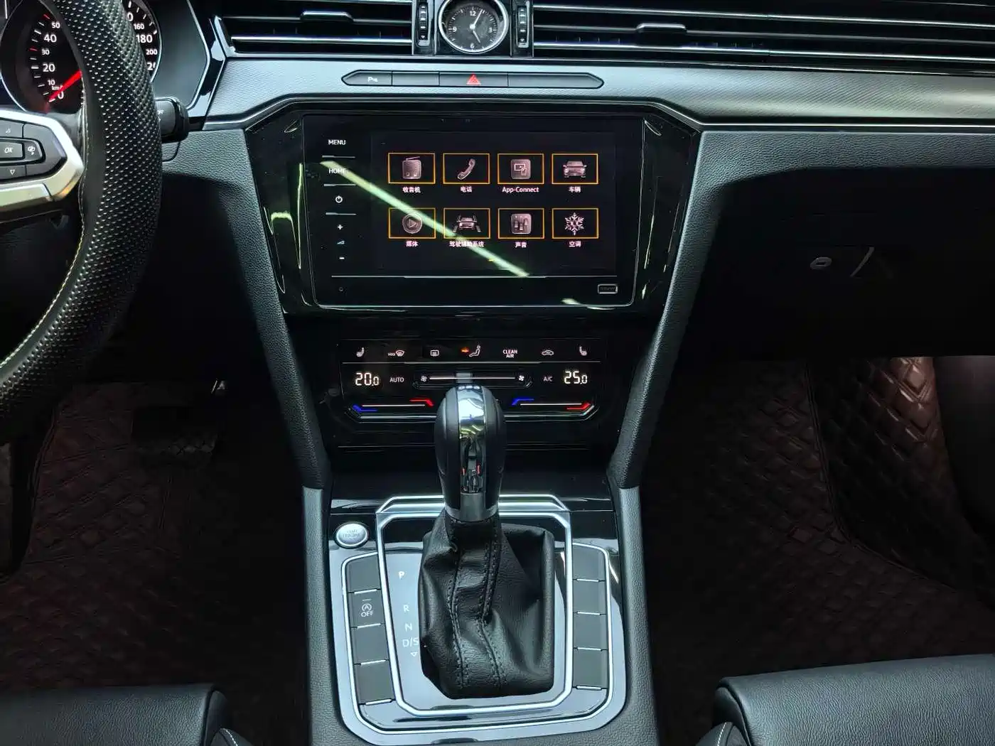 Volkswagen Magotan 2020 280TSI DSG Comfort фото 12