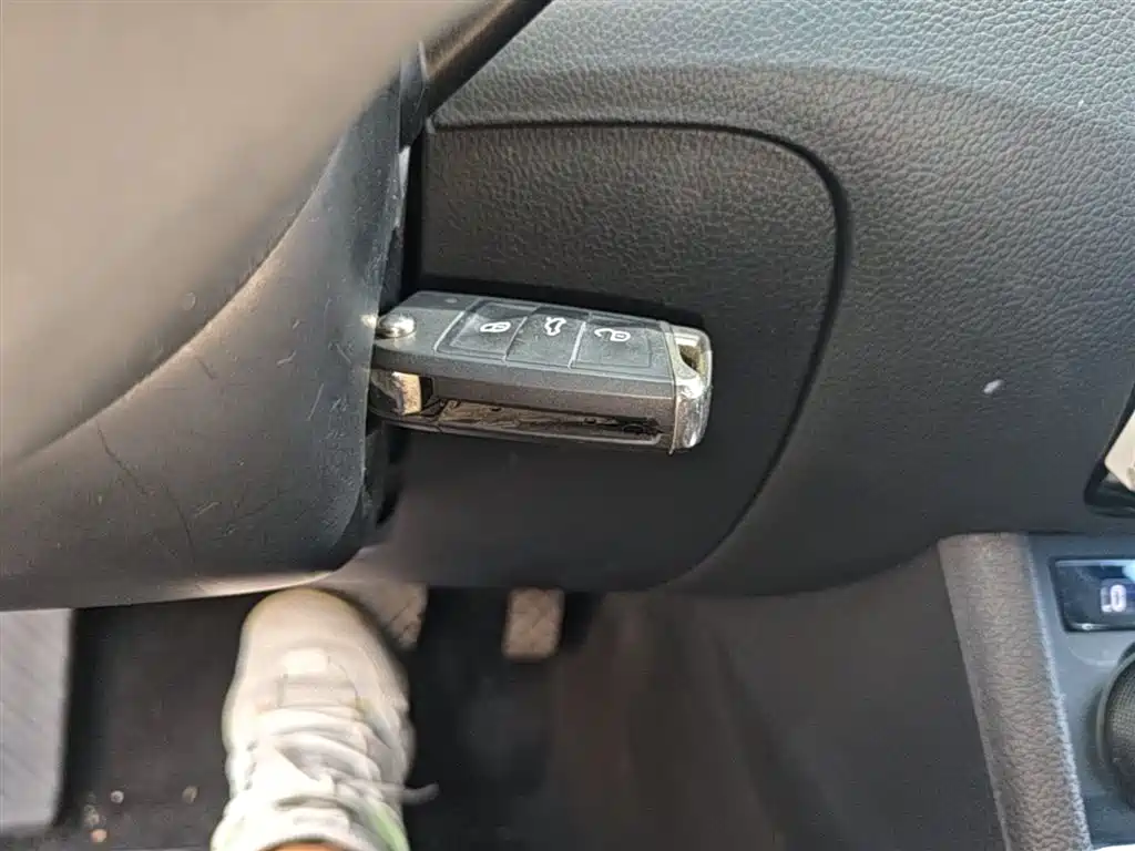 Škoda Superb 2016 TSI280 DSG Pioneer Edition фото 9