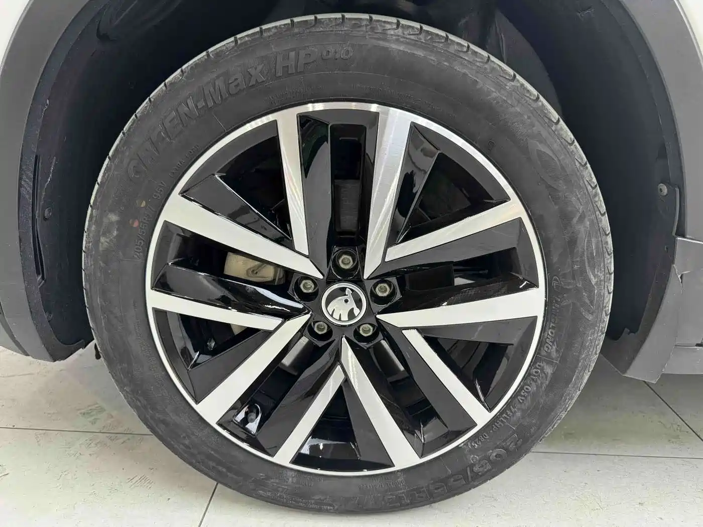 Škoda Kamiq 2021 1.5L Auto Comfort Edition фото 7