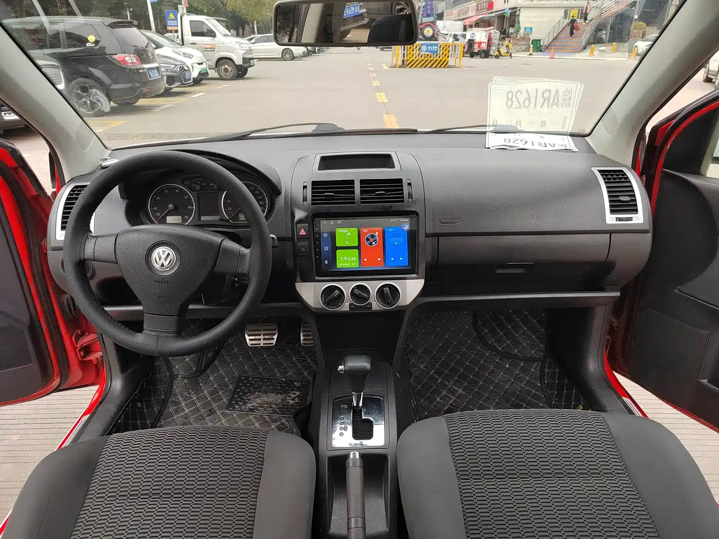 Volkswagen Polo 2009 Jingqing 1.6L Automatic Trend Edition фото 4