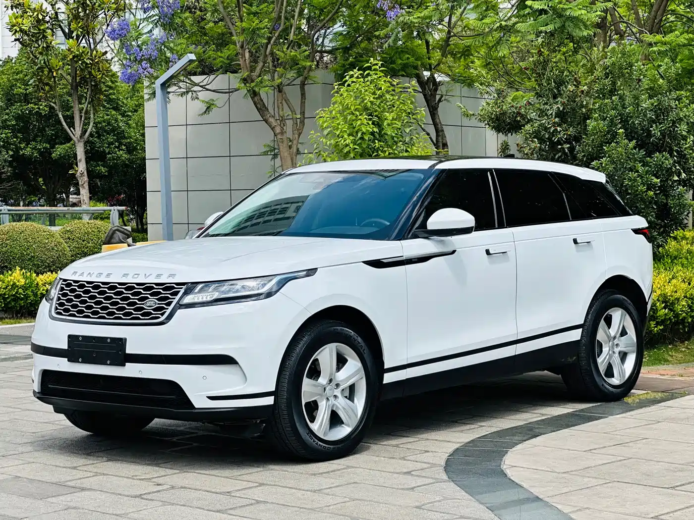 Land Rover Range Rover Velar 2023 250PS