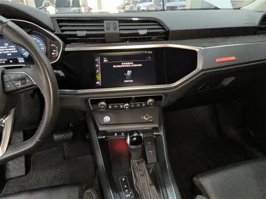 AUDI Q3 SPORTBACK
