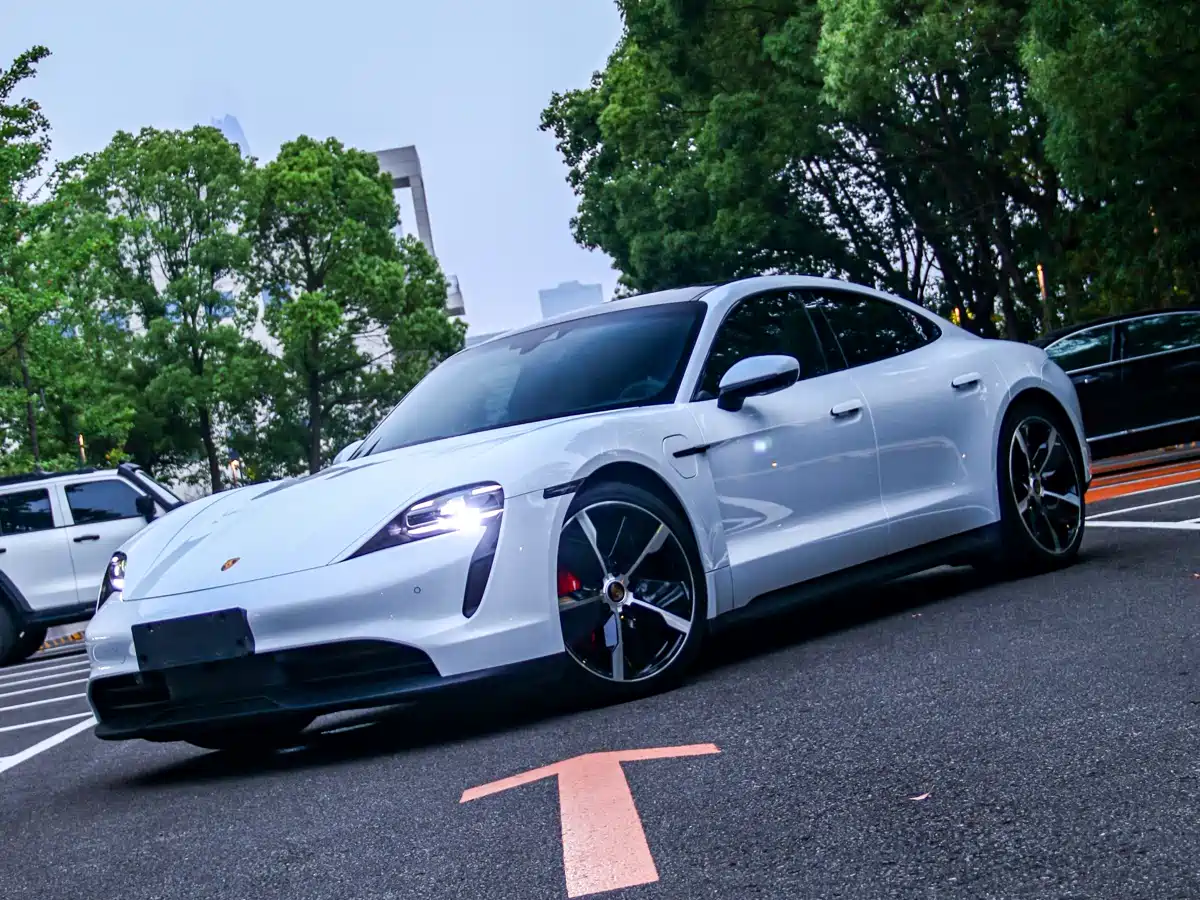 Porsche Taycan 2019 Taycan 4S