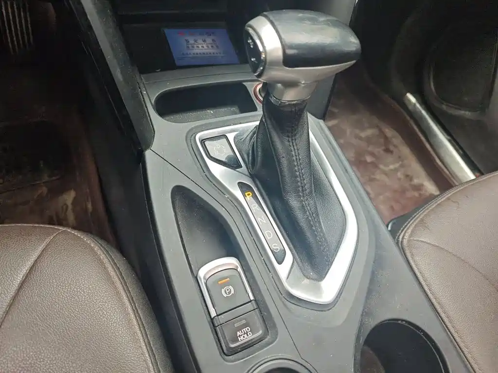 GAC Trumpchi Trumpchi GS4 2016 235T G-DCT Luxury Edition фото 7