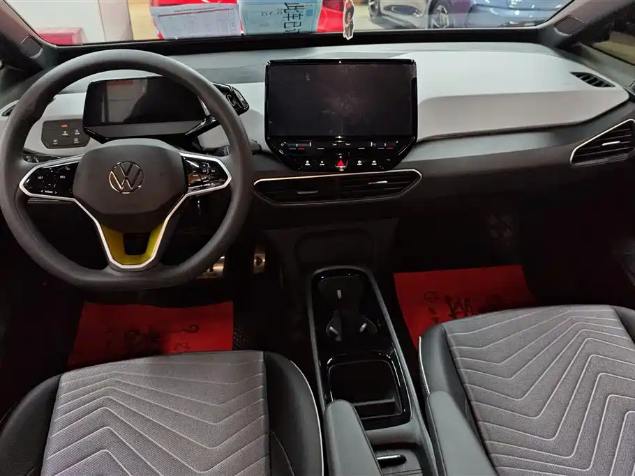 Volkswagen ID.3 2023 Pure Smart Edition фото 12