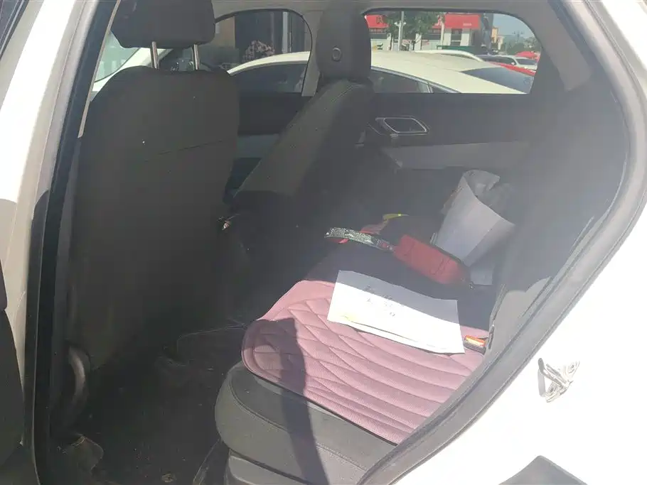 Land Rover Range Rover Velar 2024 S фото 11