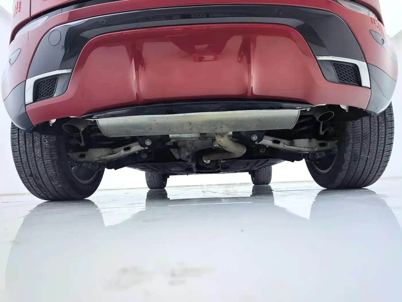 Land Rover Range Rover Evoque 2021 Range Rover Evoque L 249PS R-Dynamic S Performance Edition фото 19