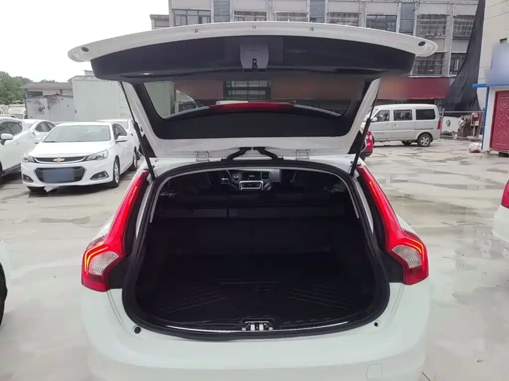 Volvo V60 2015 2015 T5 Inscription