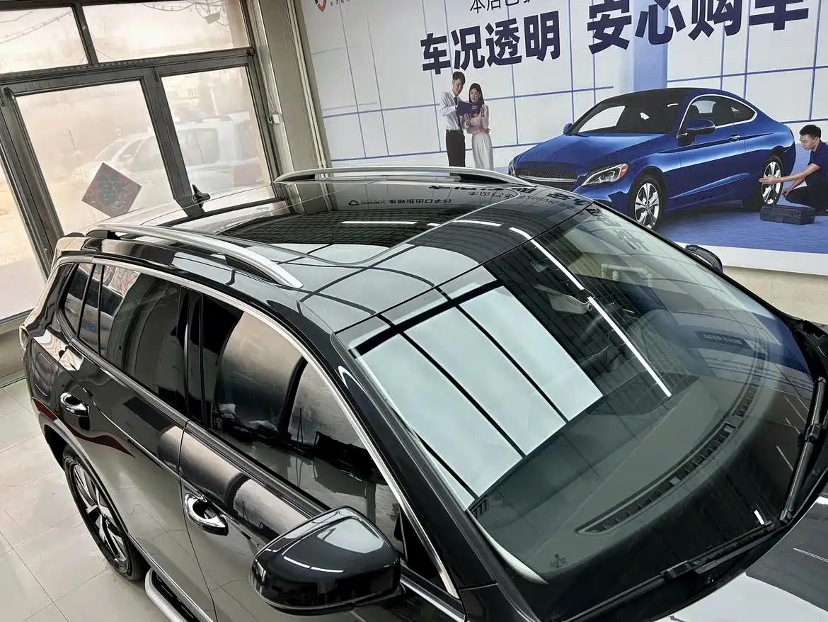 Volkswagen Tayron 2023 280TSI 2WD Luxury Plus Advanced Edition фото 7
