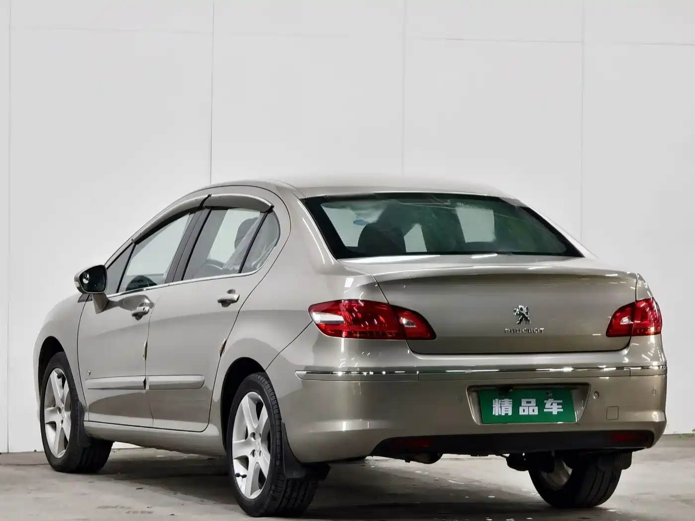 Peugeot 408 2013 2.0L Manual Comfort Edition фото 6