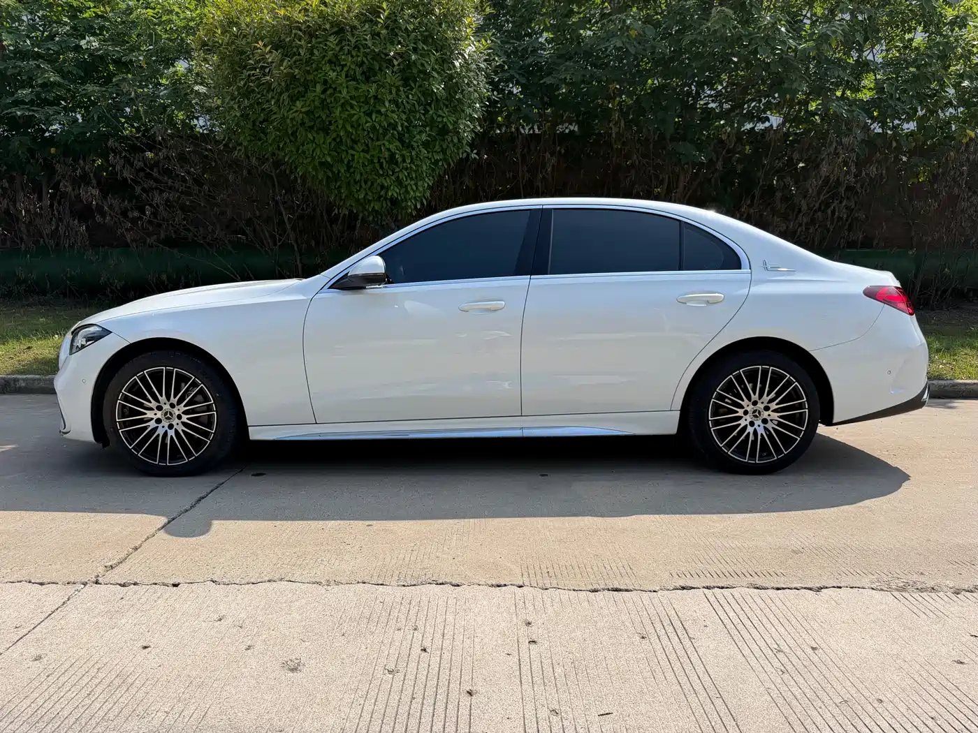 Mercedes-Benz C-Class 2023 Facelift C 260 L Sport Edition фото 6
