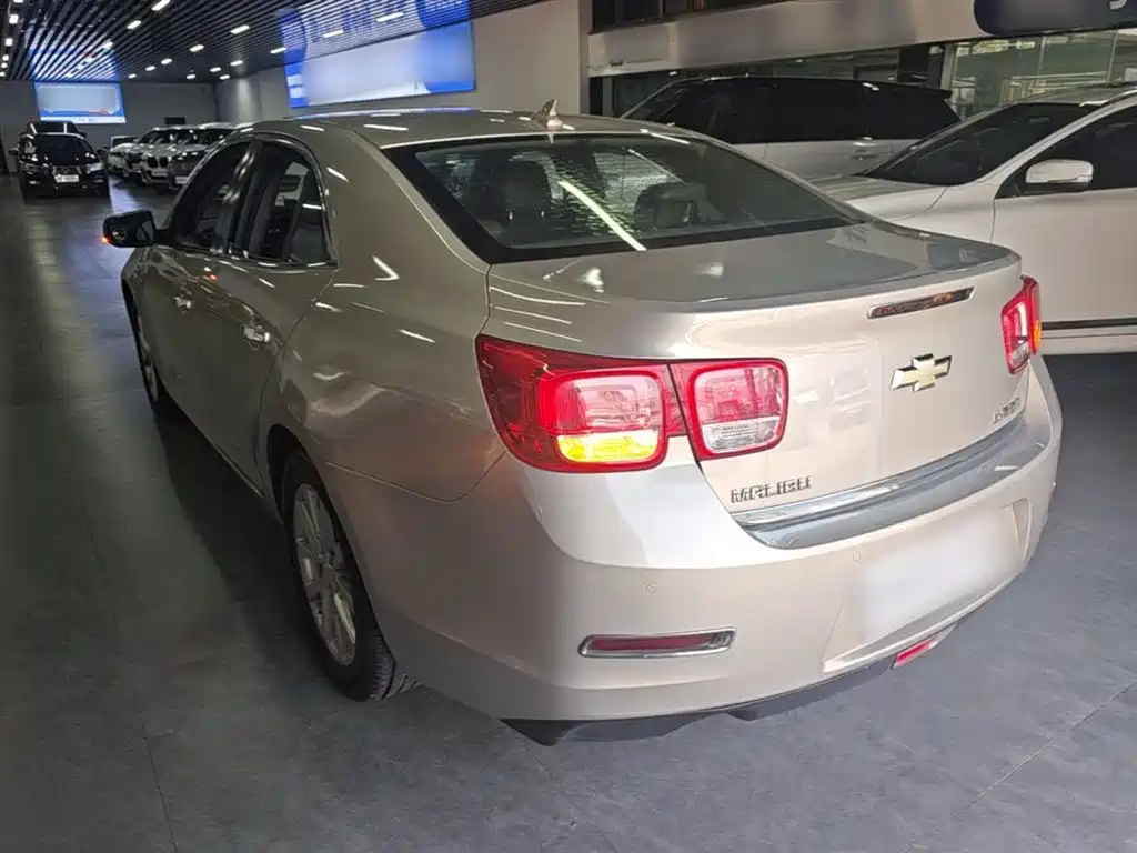 Chevrolet Malibu 2014 2.0L Automatic Luxury фото 5