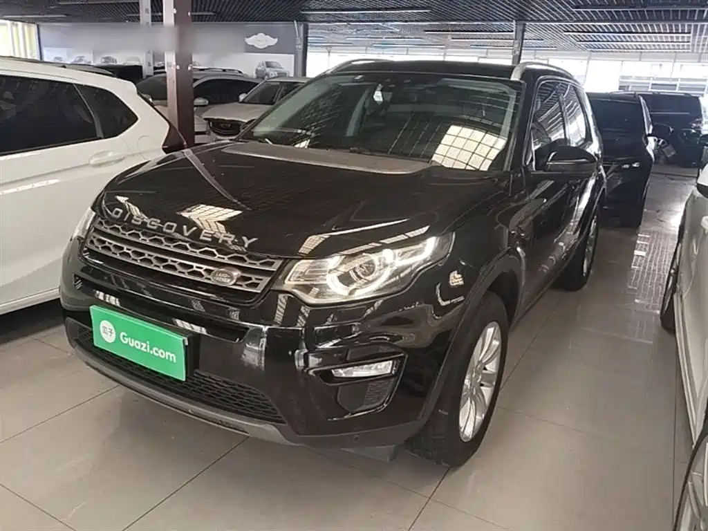 Land Rover Discovery Sport 2017 2.0T SE фото 2