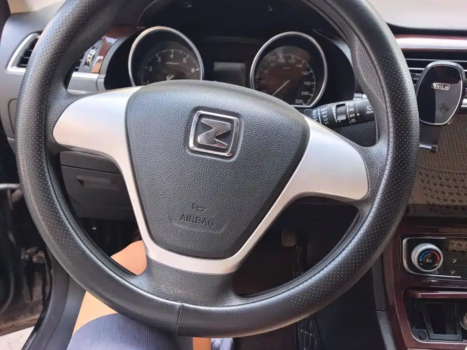 Zotye T600 2017 2017 1.5T Manual Elite New Year Edition