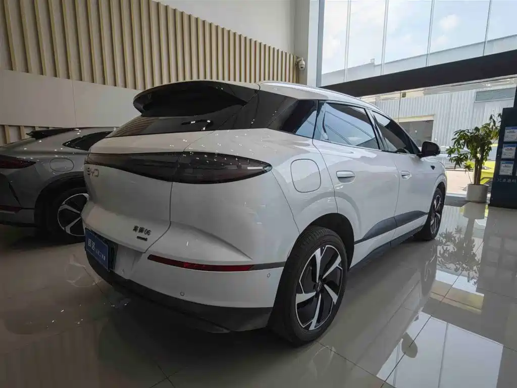 BYD Sealion 06 New Energy 2025 DM-i 170 Pilot Pro Edition фото 8