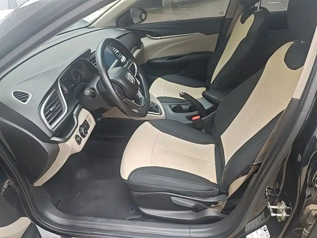 Buick Excelle 2015 15N Automatic Elite фото 15