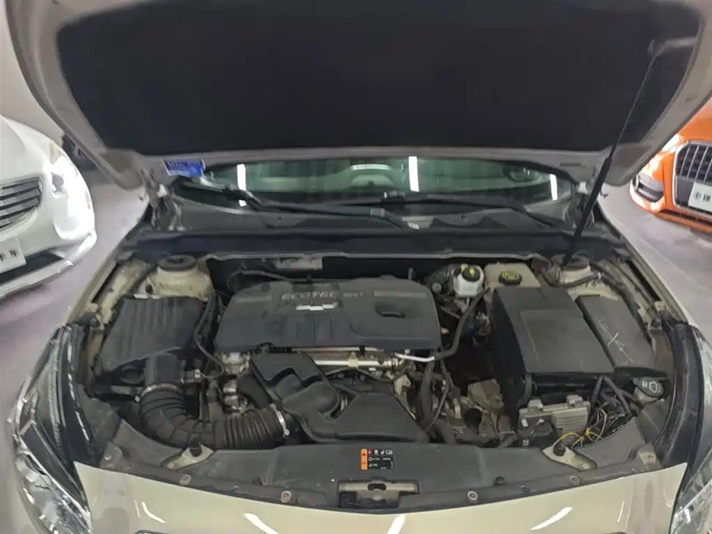 Chevrolet Malibu 2014 2.0L Automatic Luxury фото 20