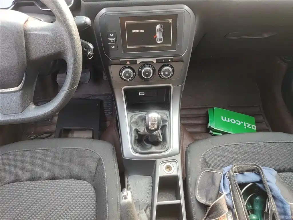 Фото 10 - Citroën C4 C-Quatre