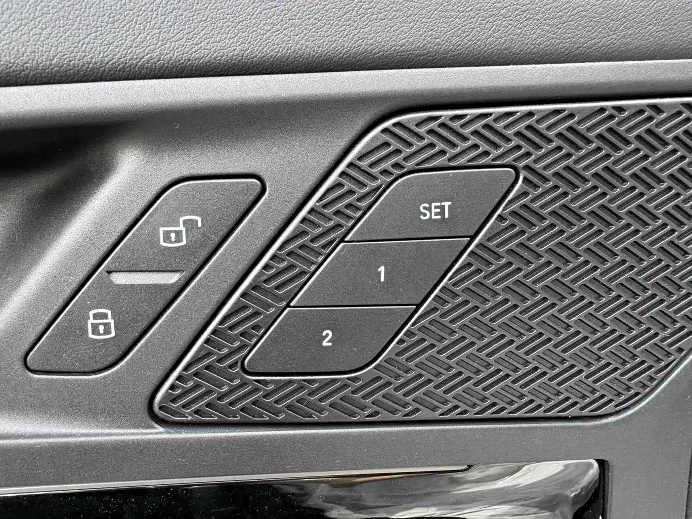 BMW X1 2023 sDrive20Li X Design Package фото 15