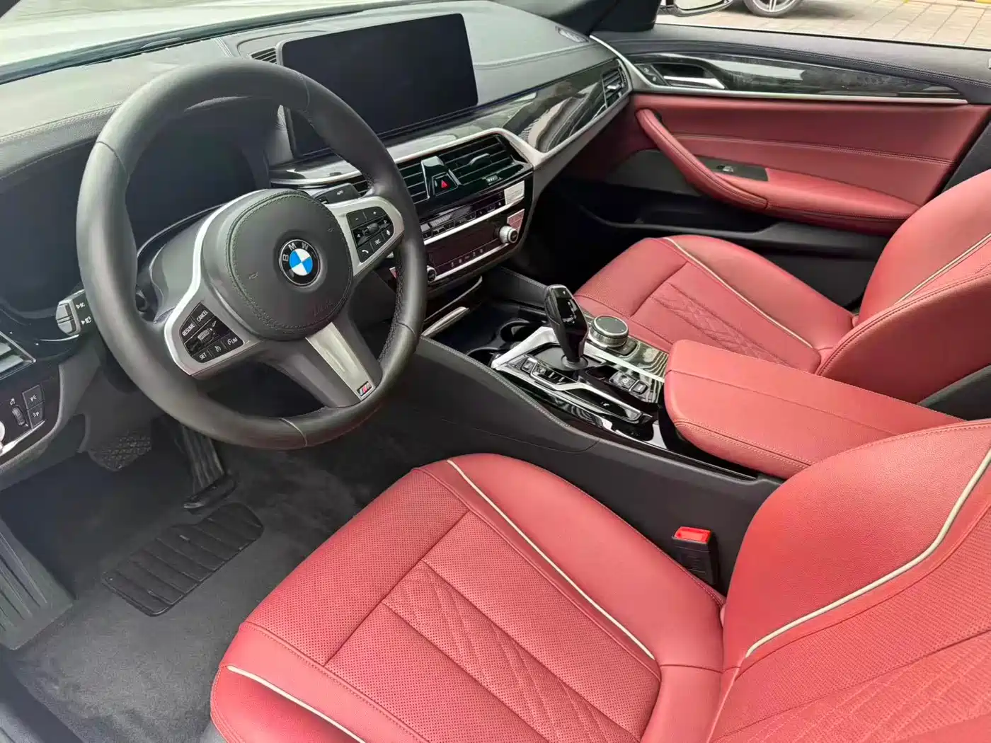 BMW 5 Series 2022 525Li M Sport Package фото 4