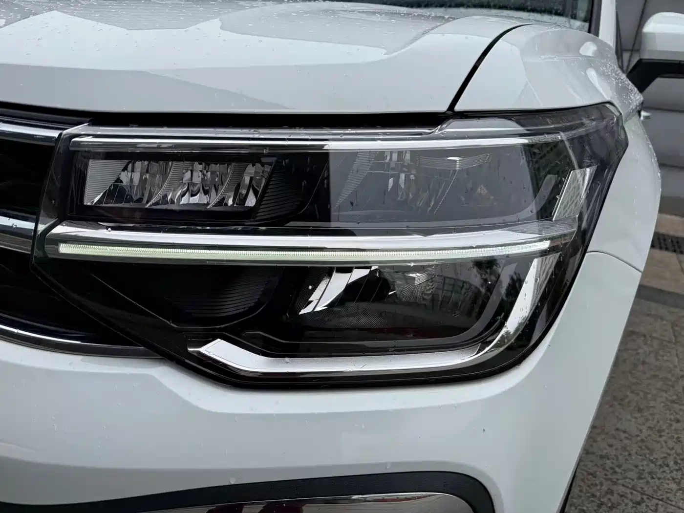 Volkswagen Tharu 2024 300TSI 2WD Bright Moon Edition фото 26