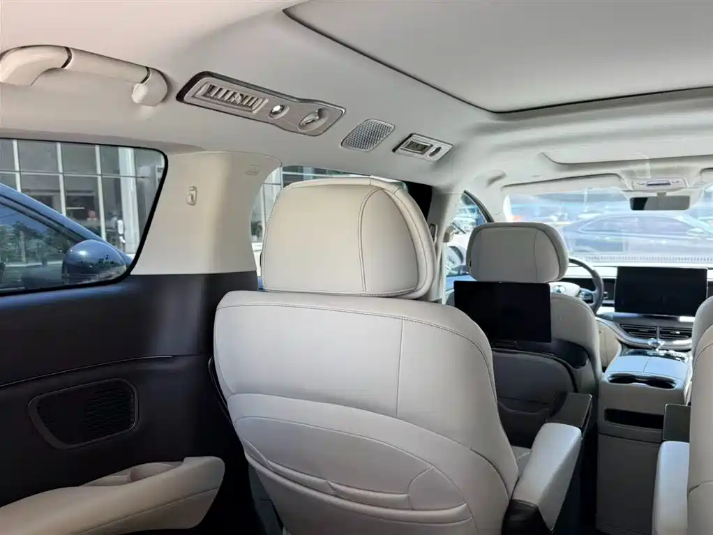 Denza D9 2025 DM-i Smart Drive Edition 1020 AWD Prestige фото 16