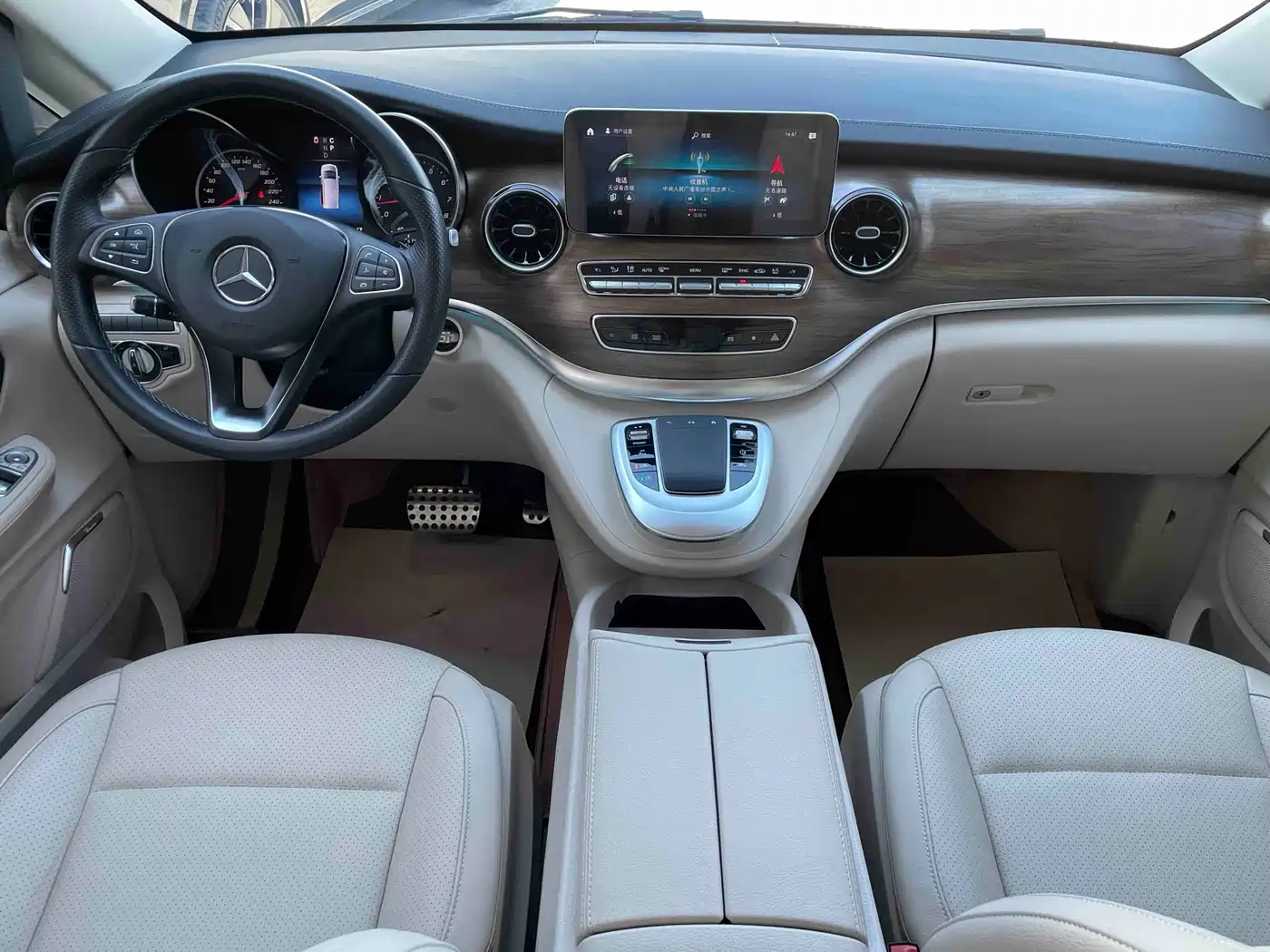 MERCEDES-BENZ V CLASS