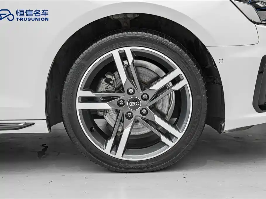 Audi A4L 2022 40 TFSI Luxury Dynamic фото 7