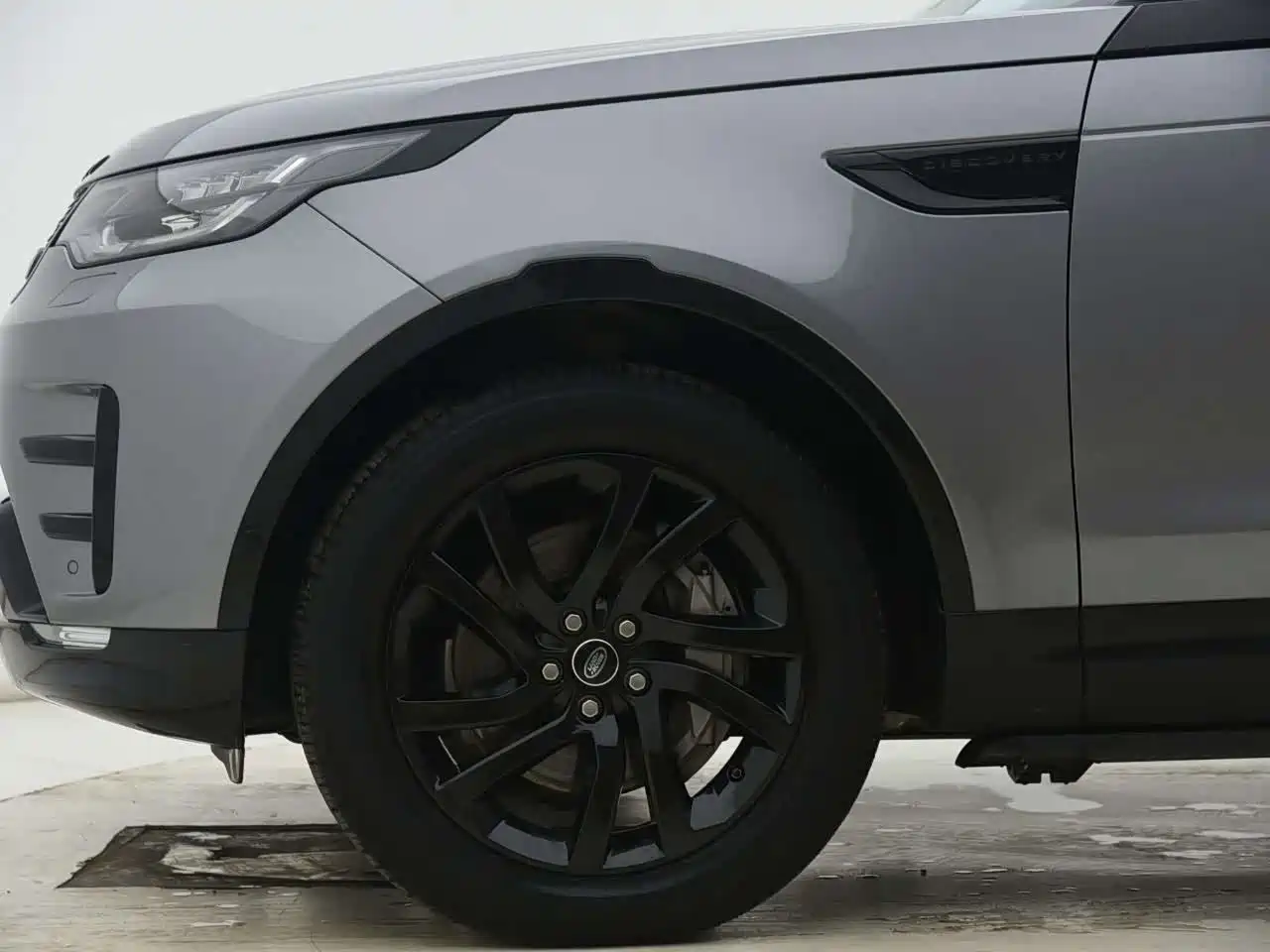 Land Rover Discovery 2020 3.0 SC V6 30th Anniversary Special Edition фото 5