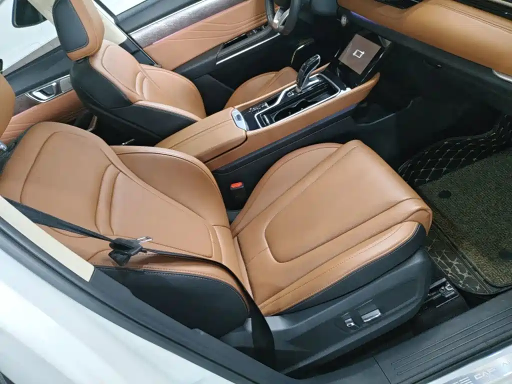 Besturn Bestune T99 2023 2023 2.0T Automatic Premium (6AT)