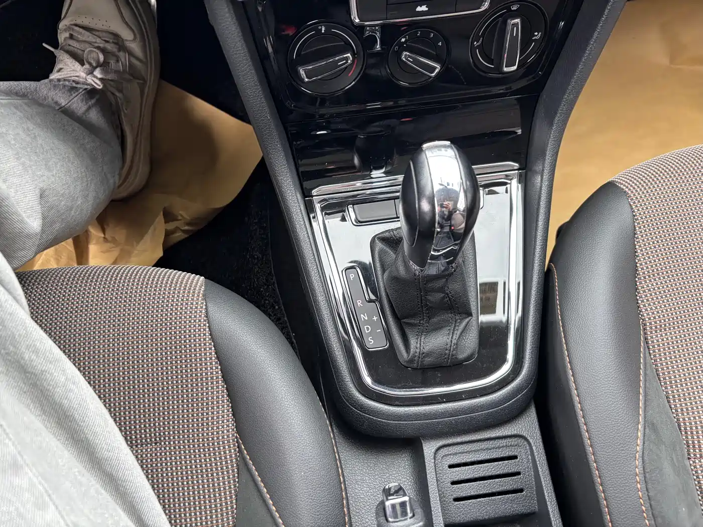 Volkswagen C-TREK 2017 1.6L Automatic Comfort фото 13