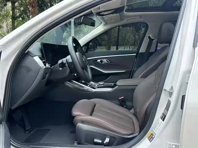 BMW i3 2022 eDrive 35 L фото 2
