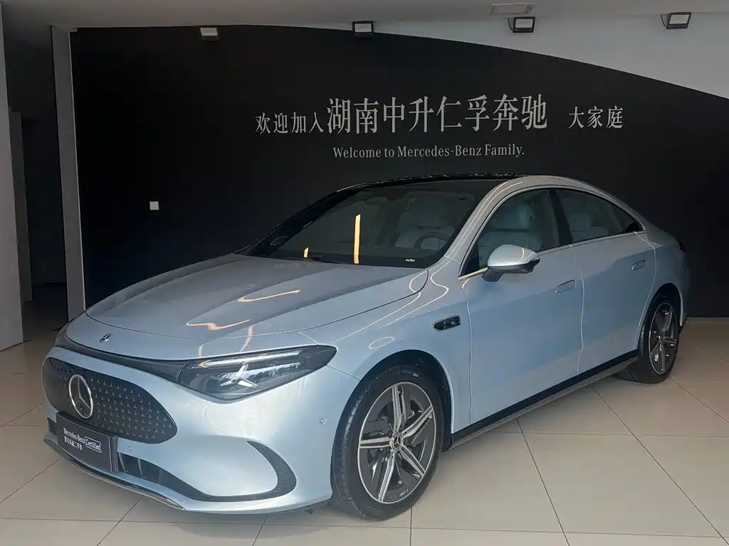 Mercedes-Benz CLA New Energy 2025 300L Dynamic Version