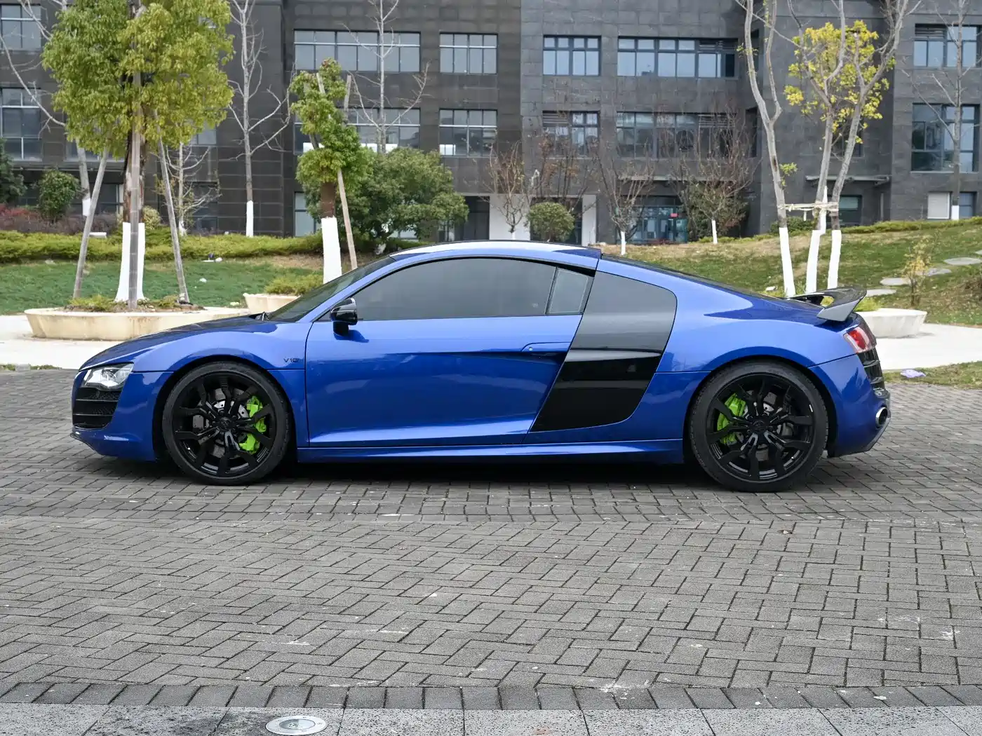 Audi R8 2012 5.2 FSI quattro Limited Edition фото 3
