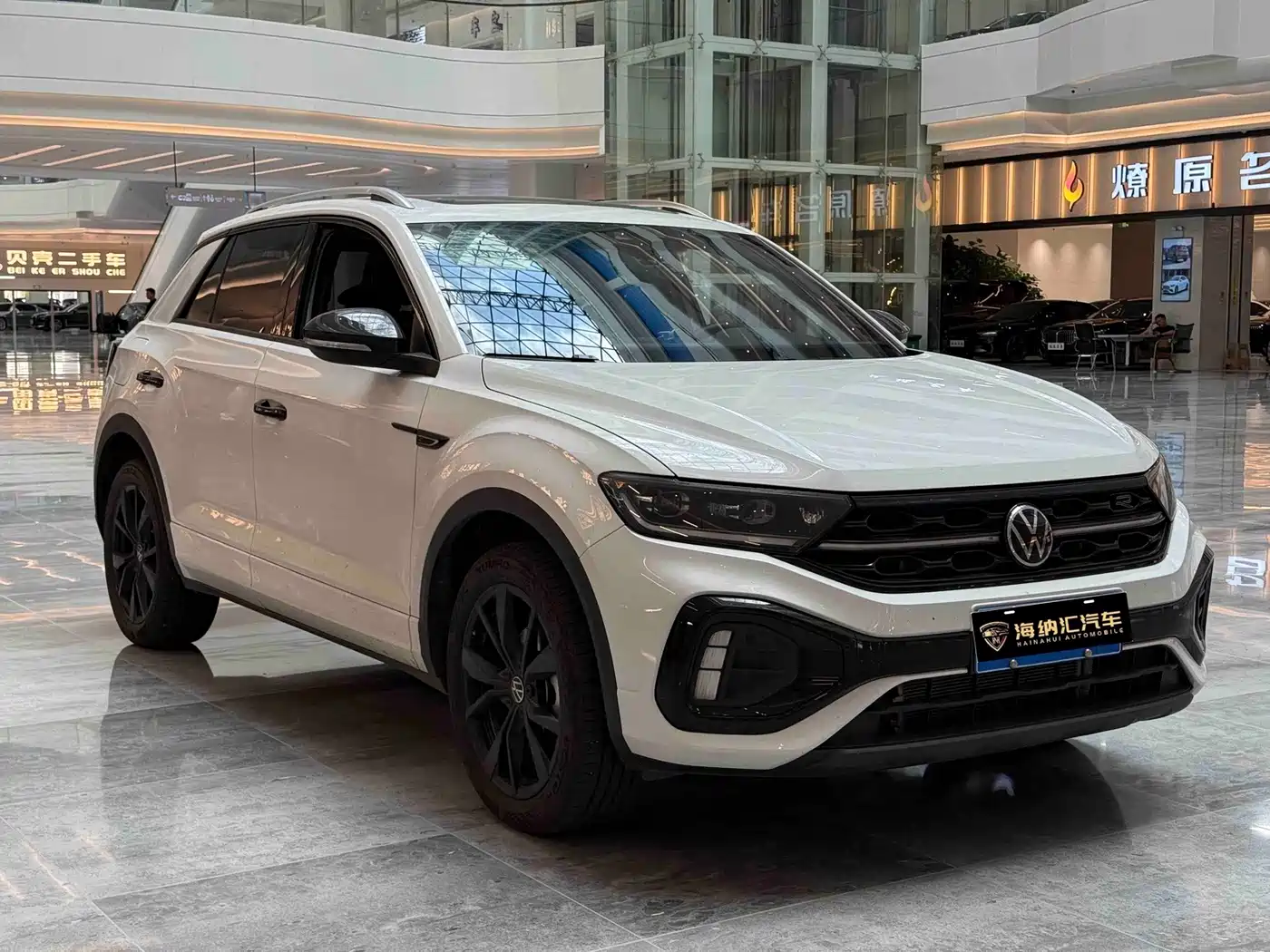 Volkswagen T-ROC 2025 2025 300TSI DSG 2WD Dawn Edition