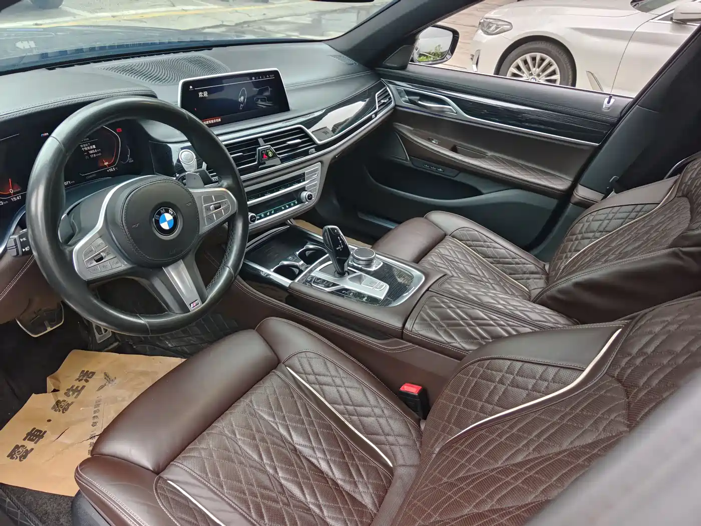 BMW 7 Series 2019 740Li Leading M Sport Package фото 9