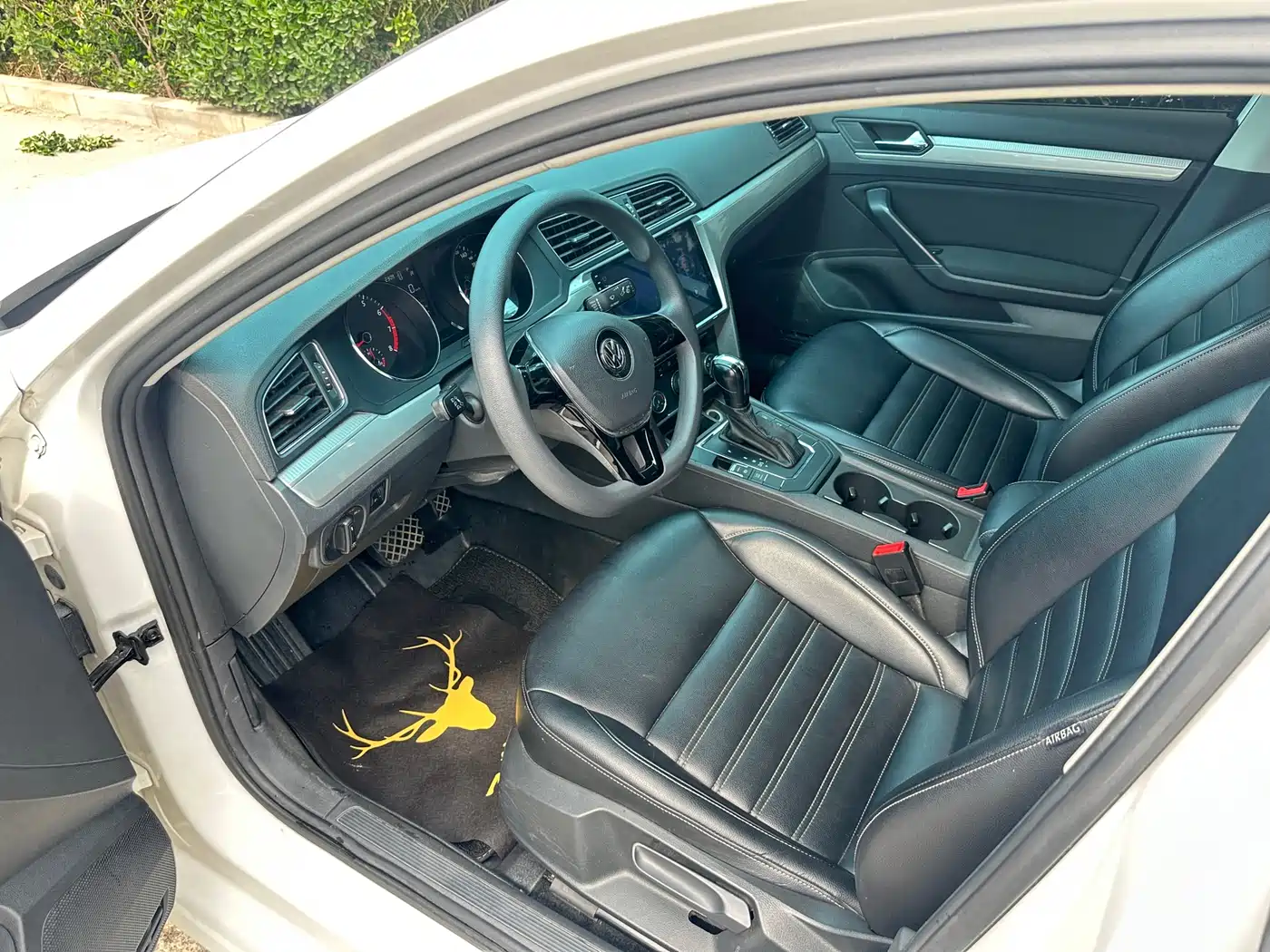 Volkswagen Lamando 2017 230TSI DSG Trend Edition фото 7