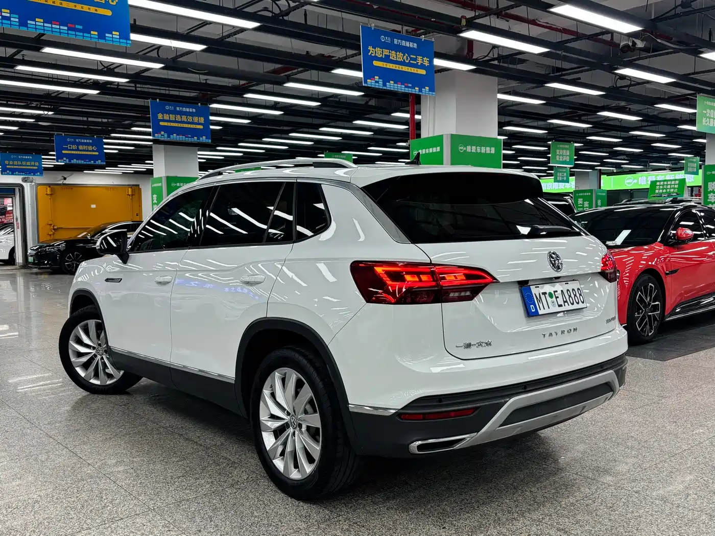 Volkswagen Tayron 2020 330TSI 2WD Luxury Smart Edition Pro фото 6