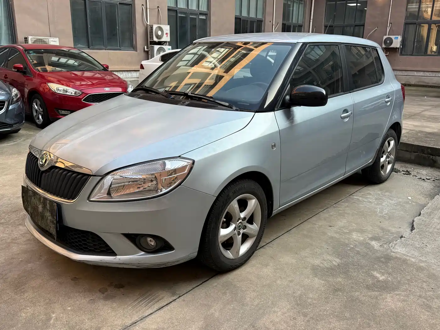 Škoda Fabia 2012 1.6L Automatic Cool Black Edition