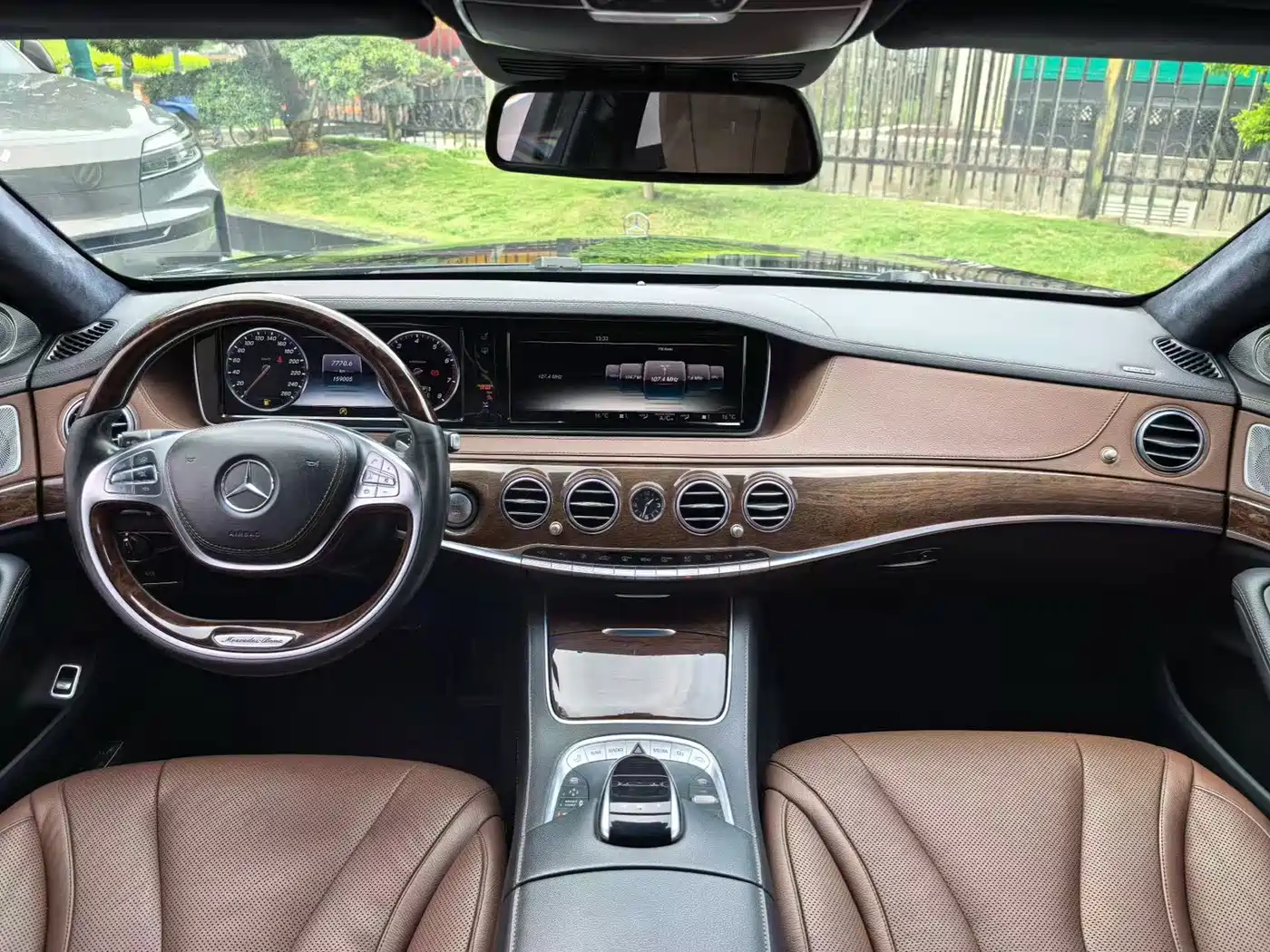 Mercedes-Benz S-Class 2014 S 320 L Business фото 6